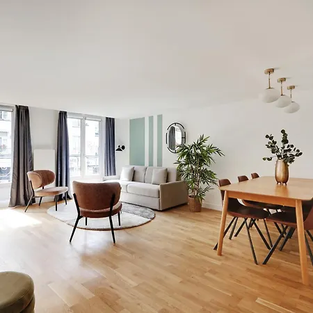 Pick A Flat's In Saint-martin - Rue Du Faubourg Saint-martin * París
