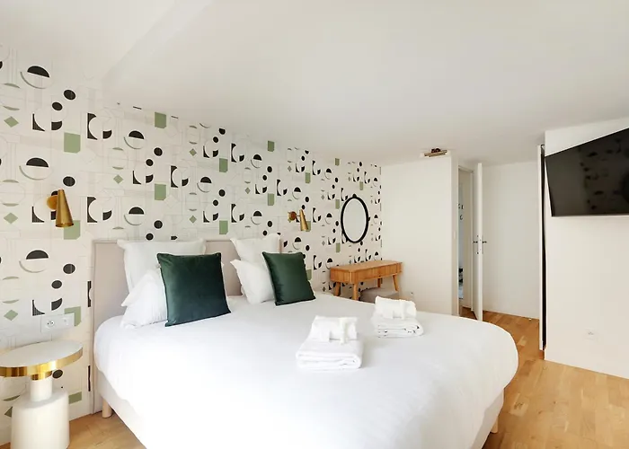 Pick A Flat's In Saint-martin - Rue Du Faubourg Saint-martin Paris