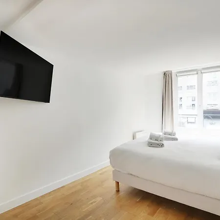 Appartement Pick A Flat's In Saint-martin - Rue Du Faubourg Saint-martin Paris